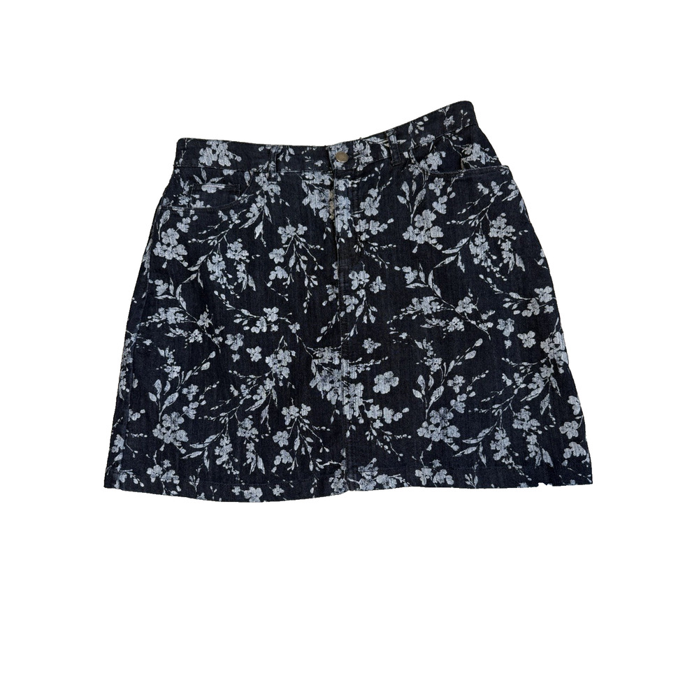 Croft & Barrow Classic Fit Skort 10 Blue Denim Dark Wash With Light Blue Floral